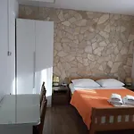 Renata 3*