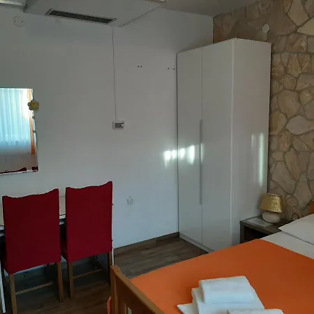 Renata Casa de hóspedes 3*