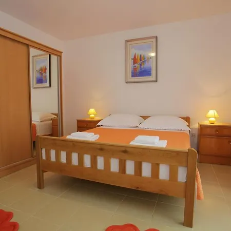 Renata Casa de hóspedes Zadar