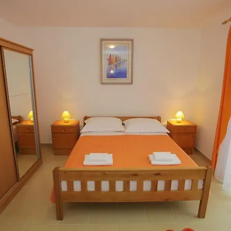 Renata Casa de hóspedes