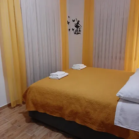 Casa de hóspedes Renata Zadar